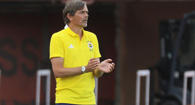 Phillip Cocu: Kadromuzun mutlaka takviyeye ihtiyacı var