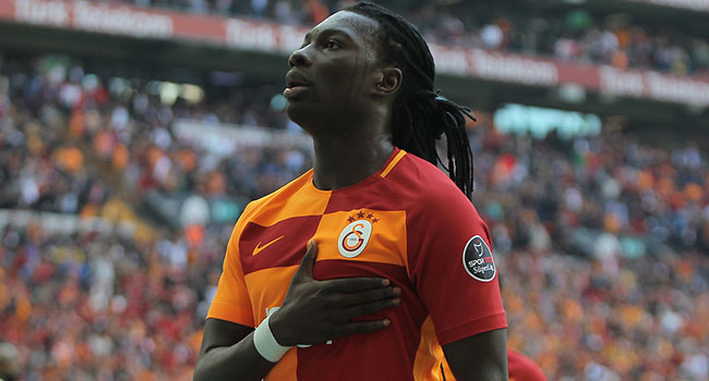 Saint Etienne, Gomis için devreye girdi