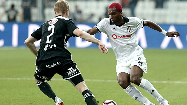 Beşiktaş, Vodafone Park'ta tura uçtu