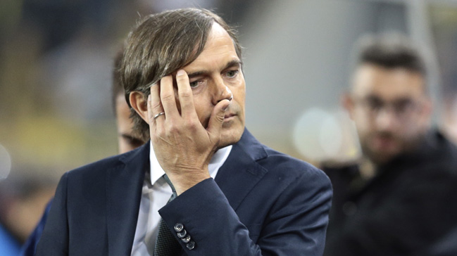 Phillip Cocu gönderildi