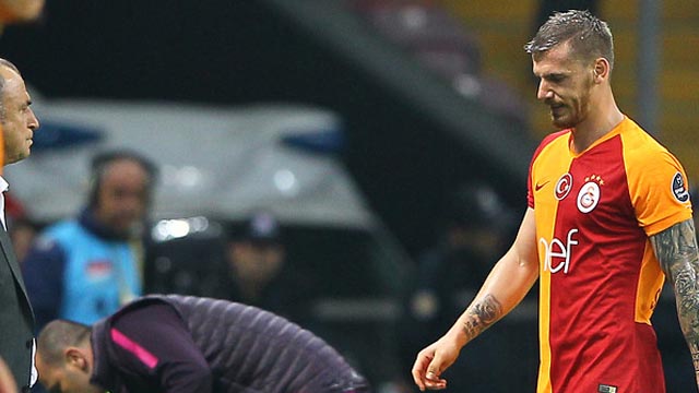 Galatasaray'da sakat oyunculardan fedakarlık beklentisi