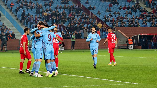 Trabzonspor, kupada fırtına gibi esti!
