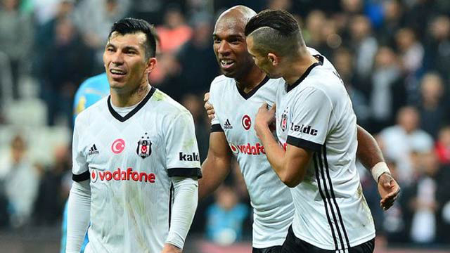 West Ham, 7 milyon euro bonservis önerdi! Beşiktaş teklifi kabul etmedi