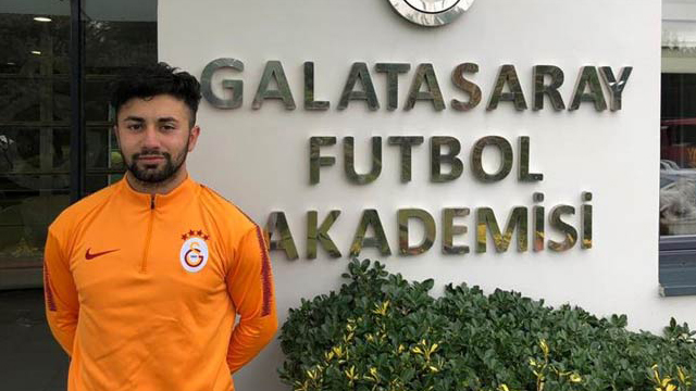 Galatasaray genç oyuncusuyla sözleşme imzaladı