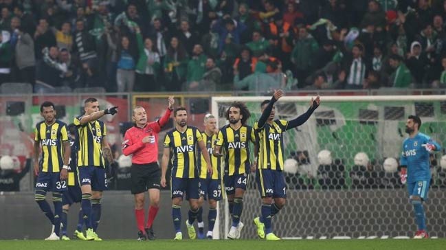 Fenerbahçe: Ön yargılı hakemliğe son verilmelidir