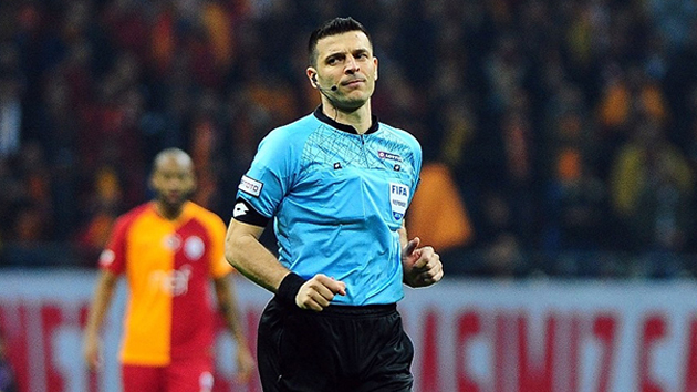 ''Hakemliği bırakırım''