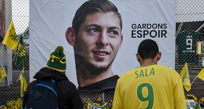 UEFA'dan Sala için saygı duruşu kararı