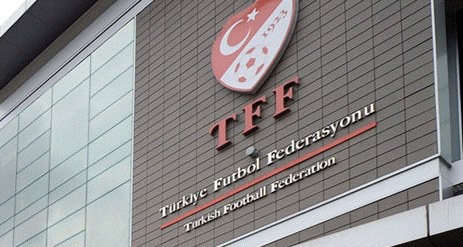 TFF'de deprem! 8 istifa daha