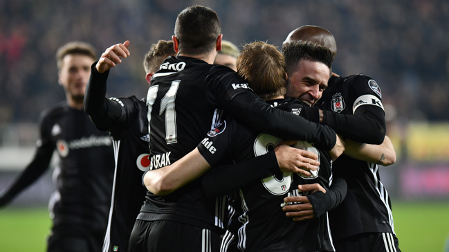 Beşiktaş derbi öncesi hata yapmadı