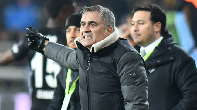 Şenol Güneş'ten Ljajic sözleri: Gördüğü sarı kart kabul edilebilir değil