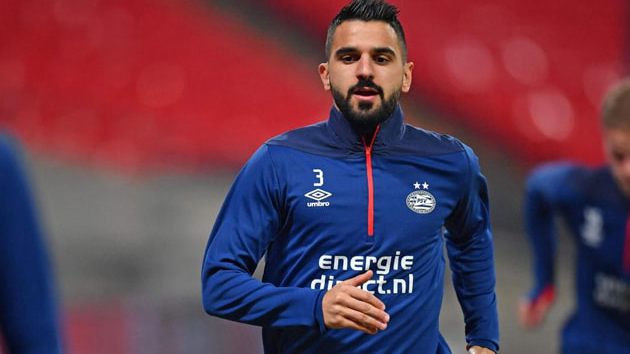 Fenerbahçe, Beşiktaş’ın da istediği Aziz Behich için devreye girdi.