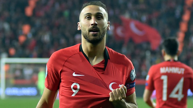 Moldova'ya 2 gol atan Cenk Tosun, İngiliz basınında gündem oldu