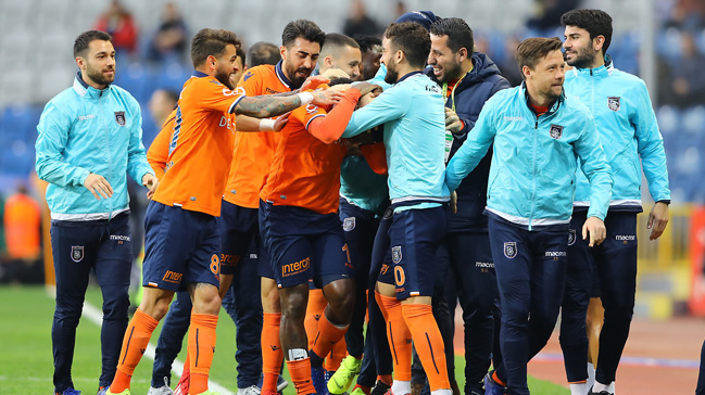 Başakşehir'den kritik 3 puan