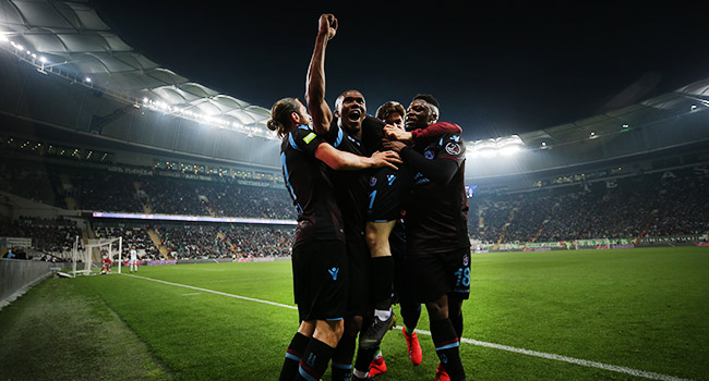Trabzonspor, Bursaspor'u deplasmanda 1-0 mağlup etti