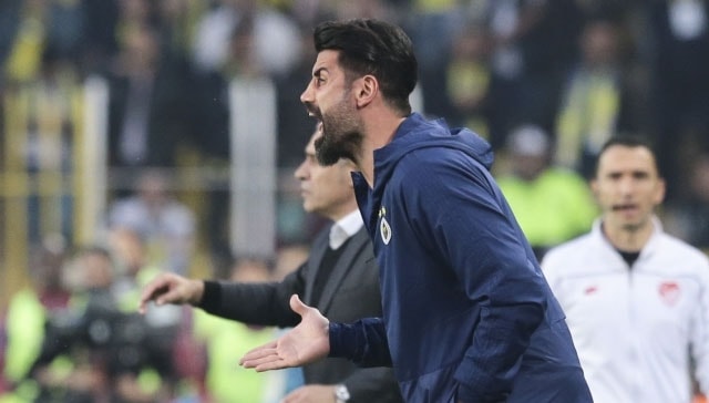 Volkan Demirel maç sonunda çıldırdı