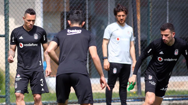 Beşiktaş derbi hazırlıklarına başladı