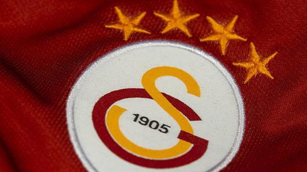 Galatasaray, genç stoperi renklerine bağladı