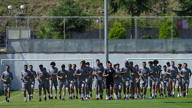 Trabzonspor Avusturya'da 5 hazırlık maçı oynayacak