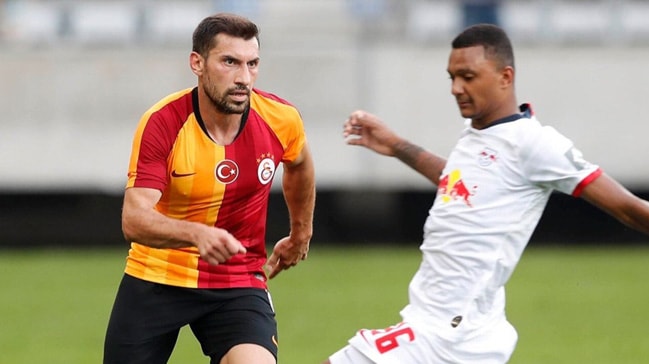 Galatasaray'da yeni transfer şoku!