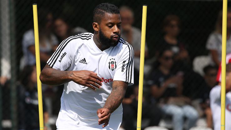 İşte Jeremain Lens'in kadro dışı bırakılmasının nedeni!