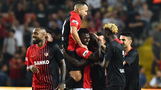 Gazişehir Gaziantep'in maçlarındaki gol ve kart istatistikleri dikkati çekiyor