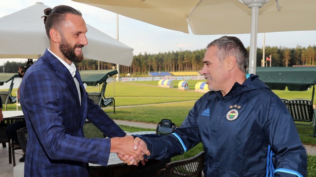 ''Merak etme hocam, aklım sadece derbide''