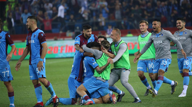 Trabzonspor, Beşiktaş'ı yaktı