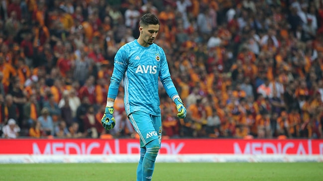 Volkan Demirel'den Altay Bayındır'a tam not!