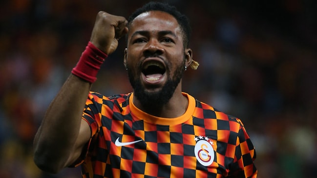 Galatasaray'da Christian Luyindama sevinci yaşanıyor