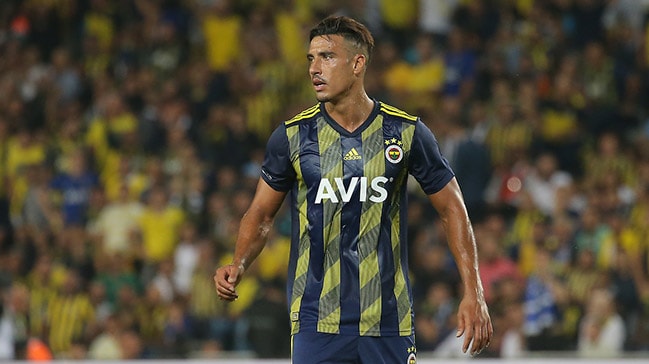 Fenerbahçe sözleşme yenileme kararı aldı