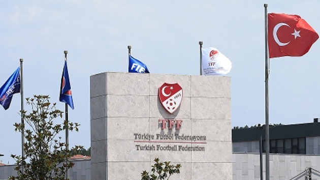 PFDK'dan Beşiktaş ve Galatasaray'a ceza