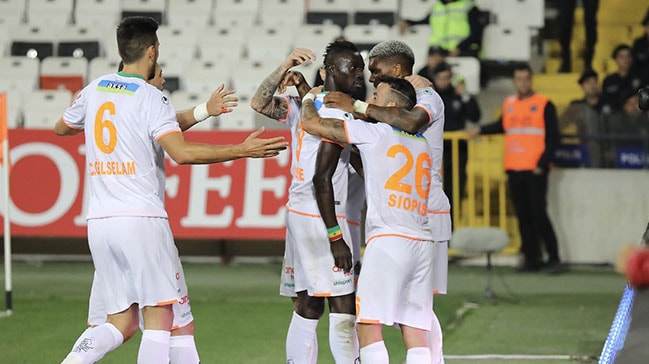 Aytemiz Alanyaspor'dan hakemlere tepki