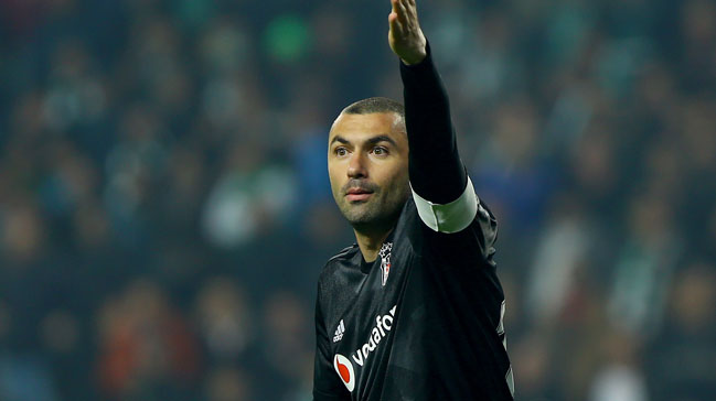 Kartal, Burak Yılmaz ile avlandı