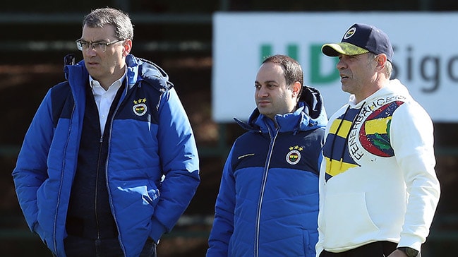 Fenerbahçe, Süper Lig'in 3 yıldızına imzayı attırıyor!