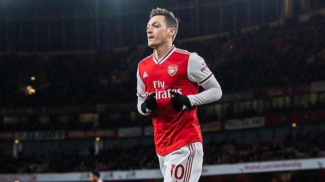Mesut Özil'de bomba gelişme!