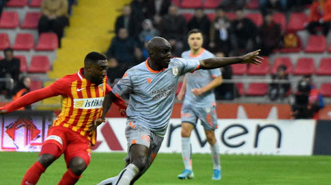 Medipol Başakşehir, deplasmanda üç puana döndü