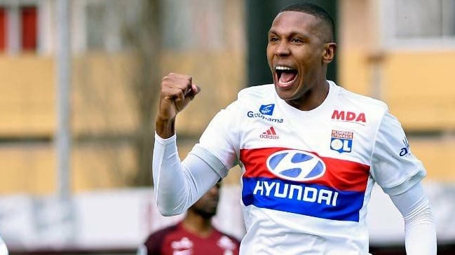 Damien Comolli, Marcelo için Lyon ile görüşecek