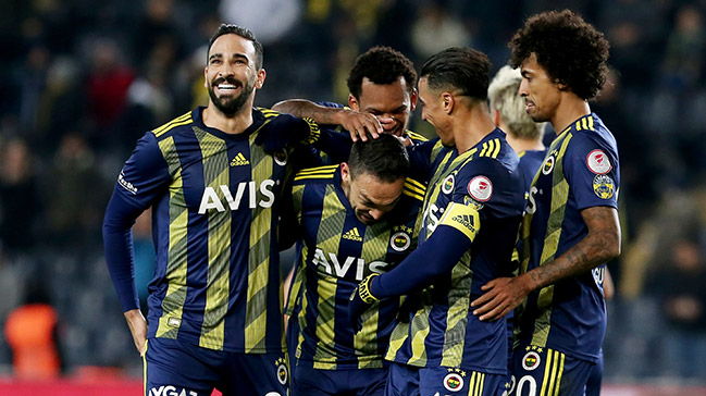 Fenerbahçe, Ziraat Türkiye Kupası'nda çeyrek finalde