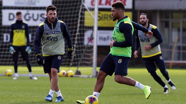 Fenerbahçe'de Falette, Trabzonspor maçı kadrosunda yer aldı