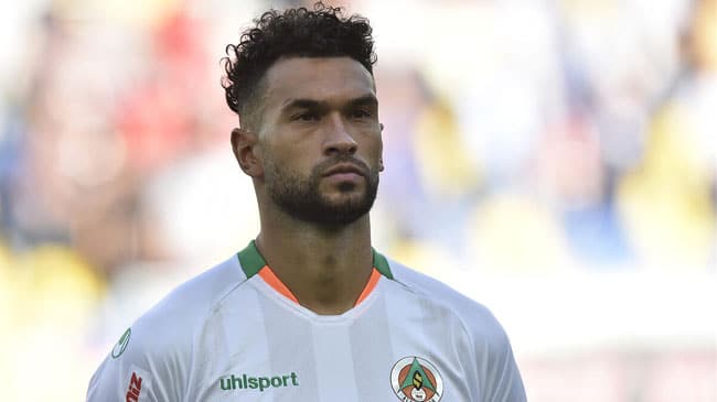 Fenerbahçe yeni sezon için Steven Caulker ile anlaşma sağladı