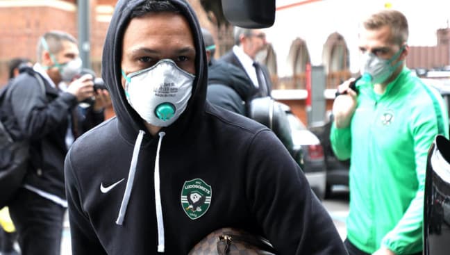 UEFA, koronavirüs tehlikesine karşı yeni bir maç takvimi çalışması başlattığını açıkladı