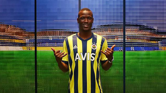 Fenerbahçe, Mame Thiam'ı transfer ettiğini açıkladı